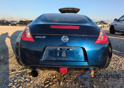 2017 Nissan 370Z Base из США, поврежденный, VIN JN1AZ4EH7HM951528